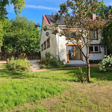 Dom Z Klimatem Apartment Walbrzych Exterior photo